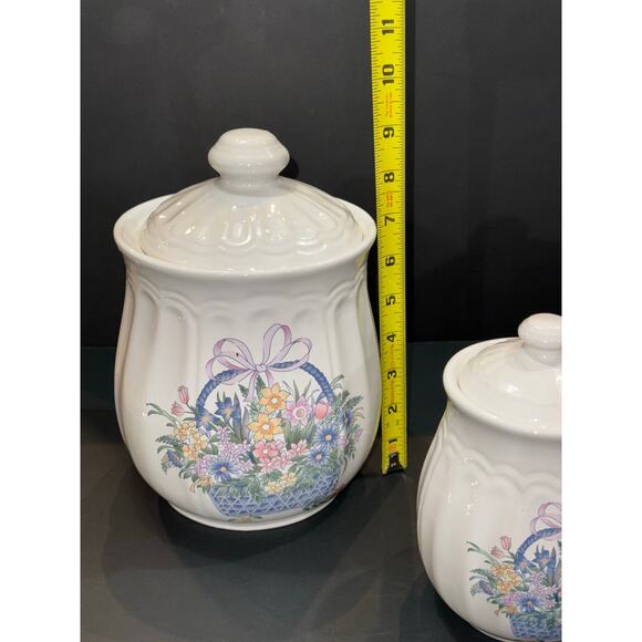 Vintage Set of 3 Stanhome Porcelain Kitchen Canister Set w/ Floral Basket Design - Picture 4 of 7